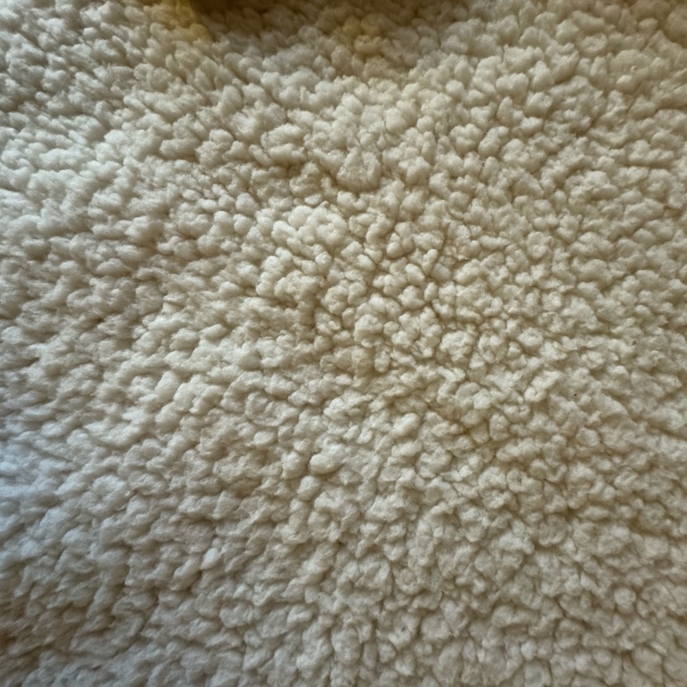 NHL Penguins White Sherpa Sweater - Picture 4 of 4